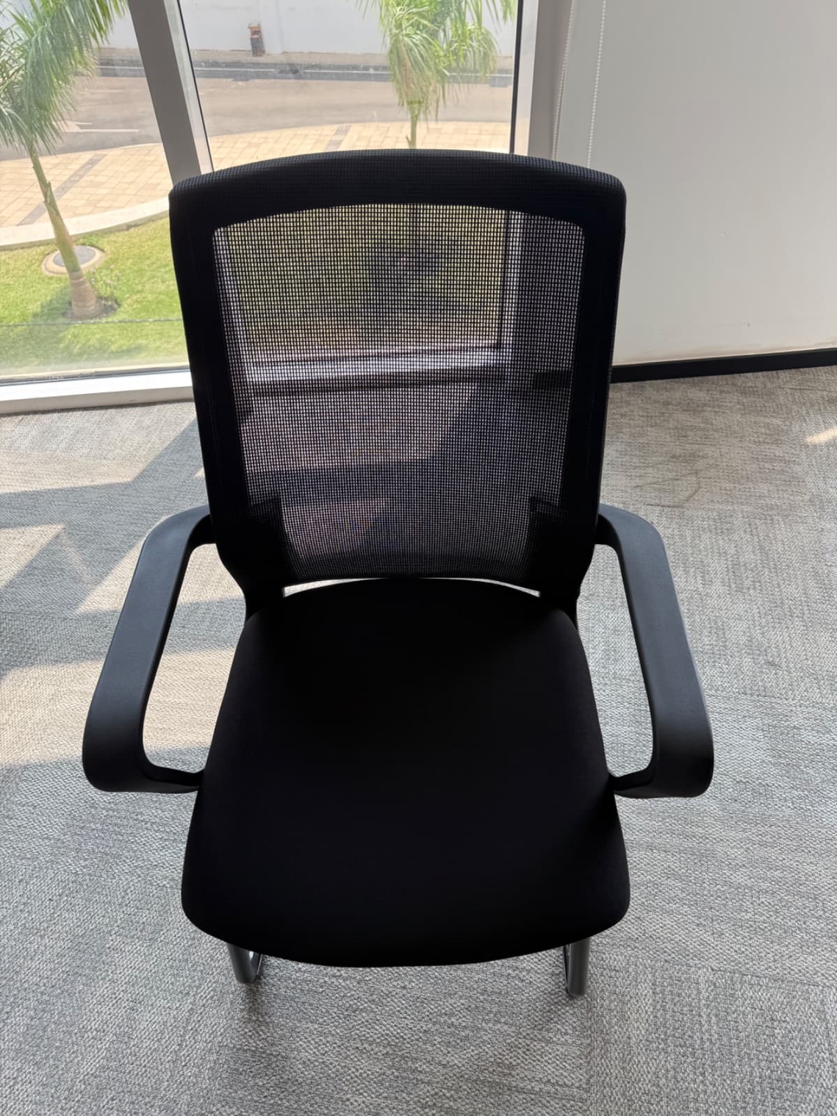 Ergonomic Black Mesh Office Chair / Desk Chair